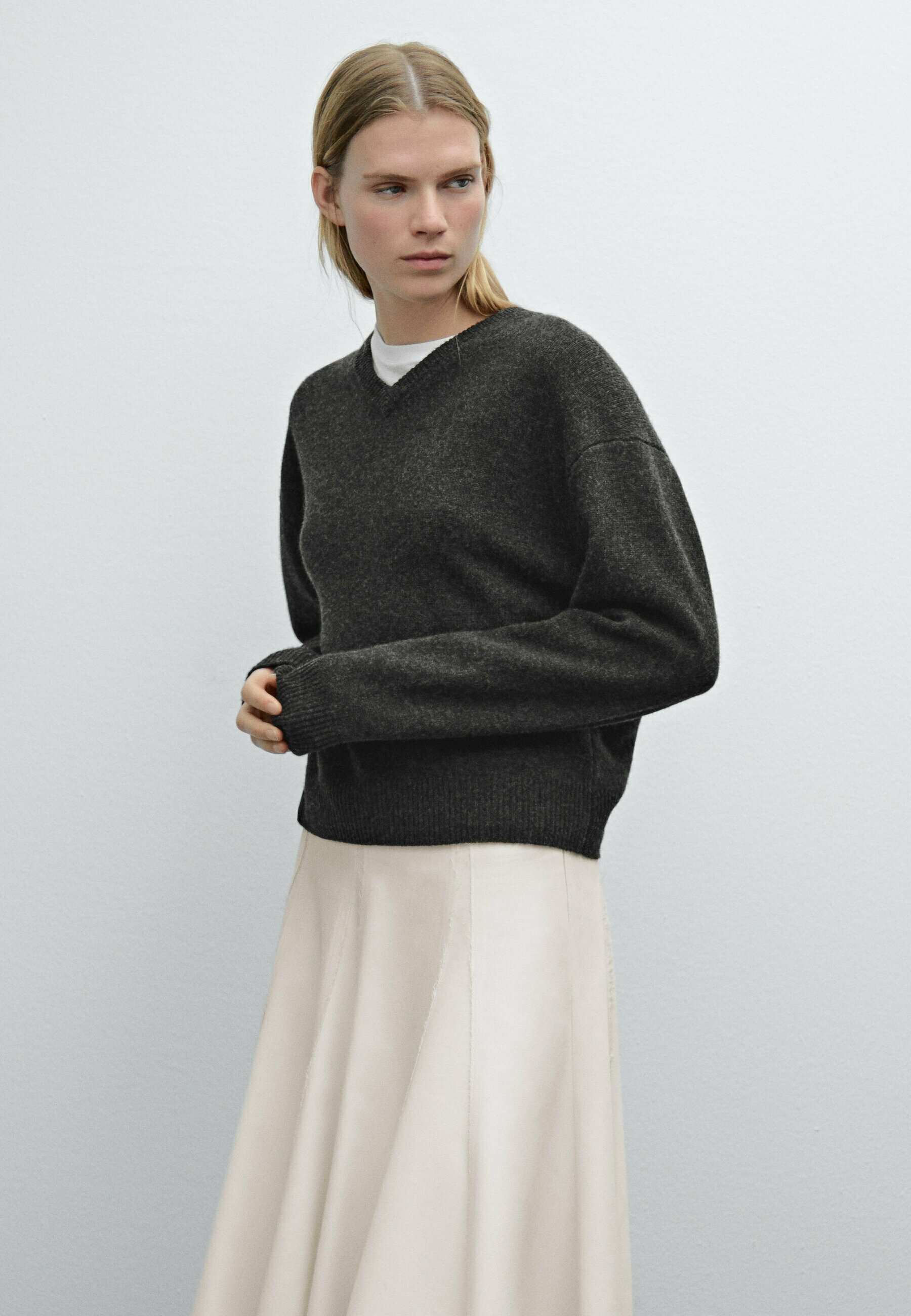 【Massimo Dutti】Flounce midi skirt with contrasting detail Massimo Dutti FLOUNCE MIDI WITH CONTRASTING DETAIL - Pleated