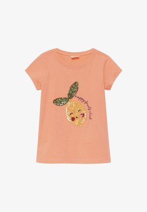 Kinder T-shirt met korte mouwen in perzikkleur met een glimlachende citroen van pailletten en groene bladeren, tekst 'happy fruits club' aan de voorkant.
