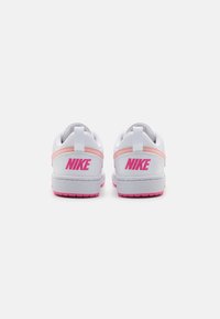 Nike Sportswear COURT BOROUGH LOW RECRAFT - Trainers - white/arctic orange/pinksicle