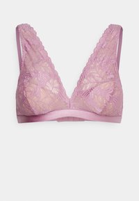 Bralette rendado em rosa claro com um decote em V profundo, apresentando padrões florais e uma faixa de cetim. Textura suave e alças ajustáveis.