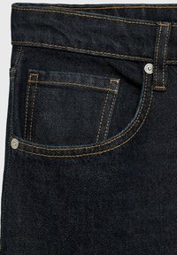 Thumbnail Image 7