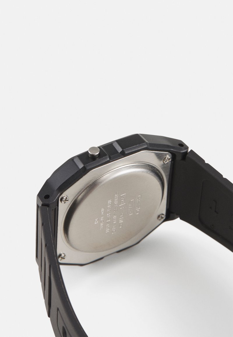Orologio Sportivo Digitale F91W Con Display LED E Cinturino In Acciaio – Business Ed Elegante, Regolabile Per Ogni Polso