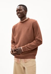 ARMEDANGELS BAARO COMFORT - Sweater - nutshell