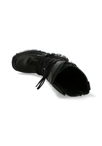 Thumbnail Image 3