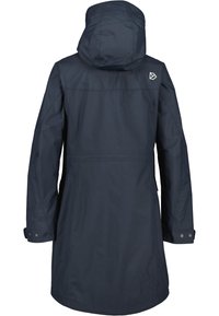 Marineblauwe waterdichte parka met een capuchon, voorzien van een rechte snit, lange mouwen en drukknoopmanchetten. Subtiele logo-details op de achterkant.
