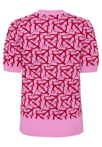Knit sweater with short sleeves, featuring a floral pattern in red on a pink background. Ribbed neckline and cuffs. Soft texture.