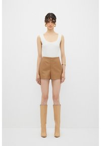 adL HIGS WAIST  - Shorts - light camel