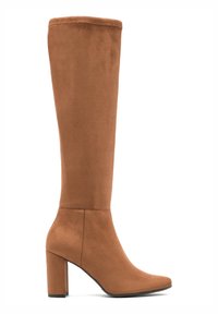 Brązowe zamszowe botki do kolan z kwadratowym noskiem, wysokim słupkowym obcasem i minimalnymi detalami szwów. Gładka faktura i dopasowany krój.
