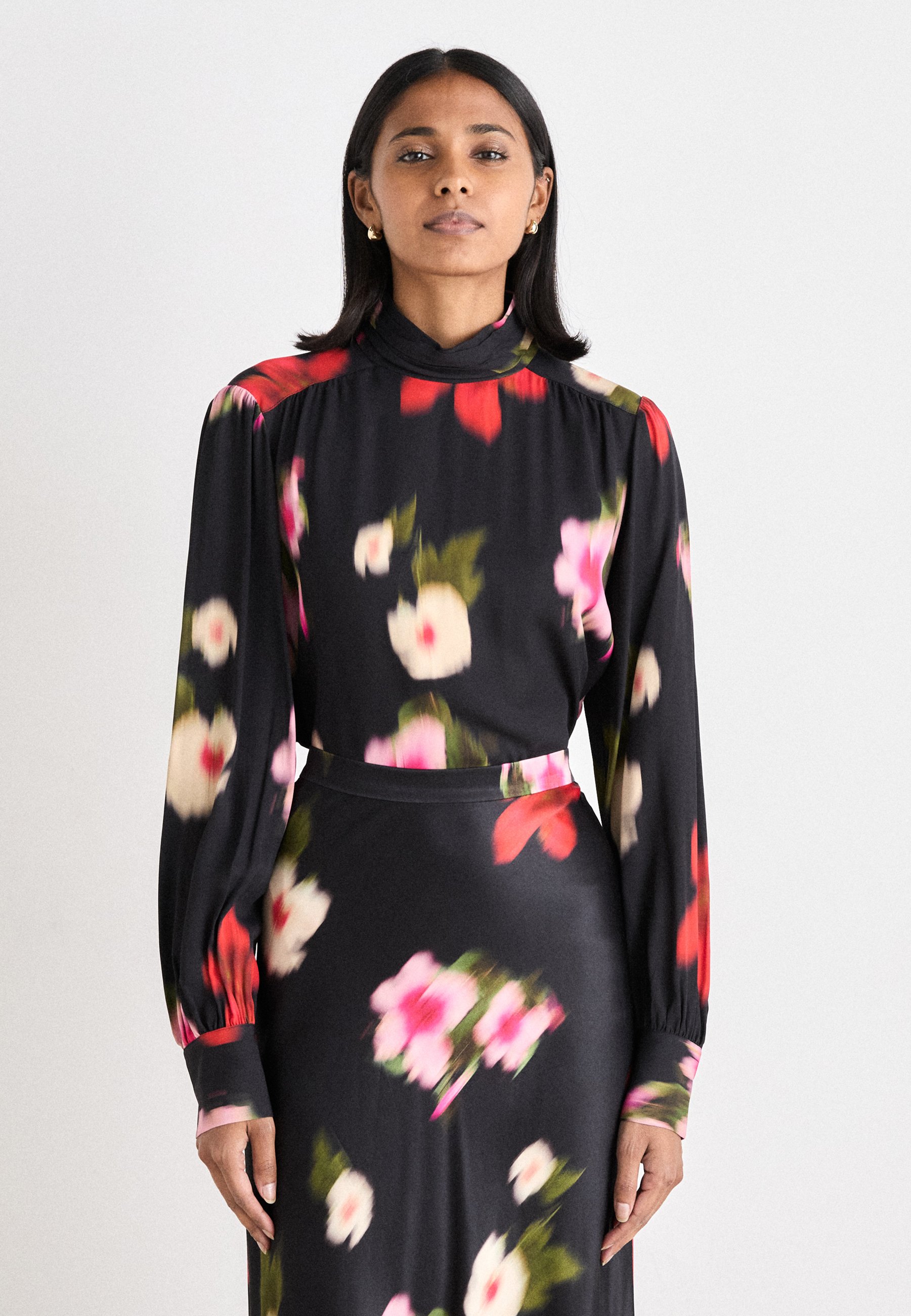 GANT FLORAL MOCK NECK BLOUSE - Hosszú ujjú felső - black