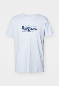 Pepe Jeans CASTLE - Camiseta estampada - oxford blue/azul claro ...