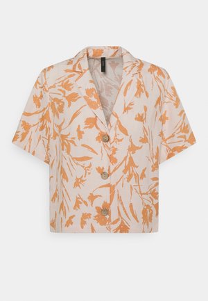 Korte mouwen linnen overhemd in lichtbeige, met een oranje bloemenpatroon, een inkeping in de revers en drie knopen aan de voorkant.