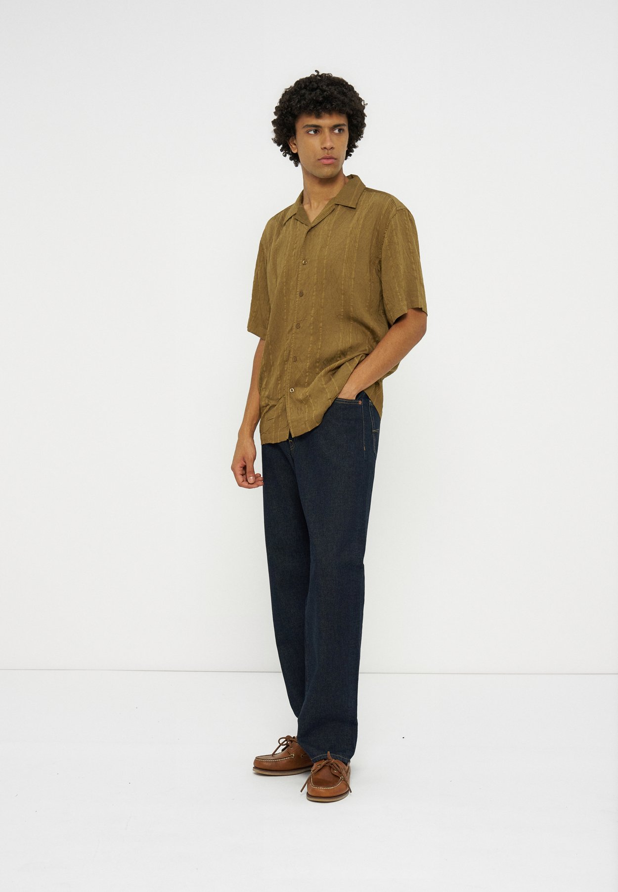 HENRIK BOXY FIT