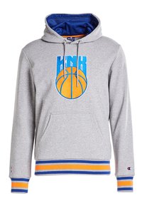 Felpa grigia con tasca frontale a marsupio, foderata in blu, e una grafica di un pallone da basket in arancione e blu. Presenta polsini e orlo a costine a righe.