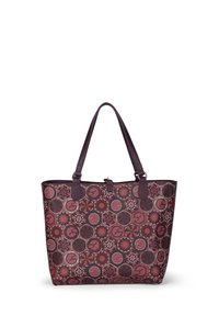 Tote bag med to mørkebrune håndtag, der har et rødt og pink hexagonalt geometrisk mønster med cirkulære logoer på en hvid baggrund.