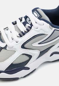 Fila RAY TRACER UNISEX biały