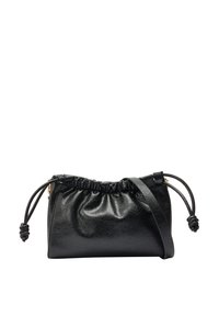 Czarna skórzana torebka z zebranym wierzchem i zapięciem na sznurek. Charakteryzuje się gładką fakturą oraz smukłym, regulowanym paskiem. Złote akcenty metalowe.