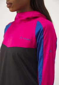 Vaude WOMENS QIMSA II - Tops ar garām piedurknēm - rich pink