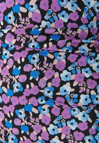 Trendyol Pouzdrové šaty - purple