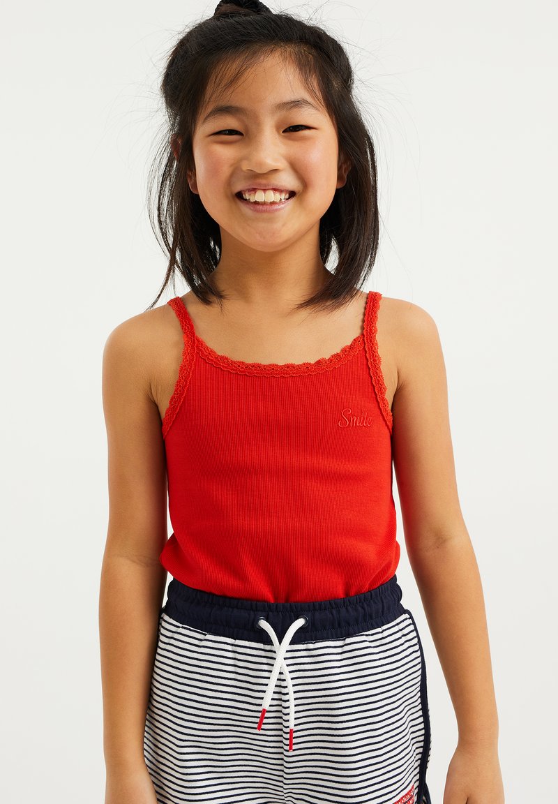 Kinder T-Shirts | WE Fashion MIT SPITZE Top bright red/rot-metallic - GG37253 Kinder T-Shirts | WE Fashion MIT SPITZE Top bright red/rot-metallic - GG37253