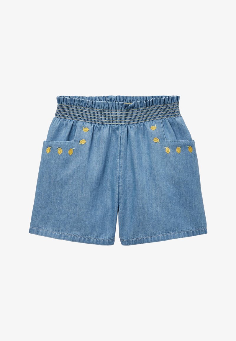 Short en jean bleu clair avec taille élastiquée smockée, poches avant et petits motifs de feuilles jaunes brodées près des poches.