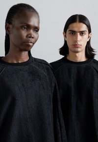 STAMM GOOD TEE UNISEX - Pitkähihainen paita - black