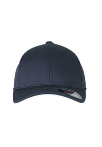 Căciulă de baseball de culoare bleumarin, cu un design structurat, vizor curbat și cusături vizibile. Prezintă un autocolant cu logo pe vizor.