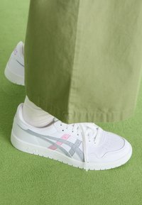 JAPAN - Sneakersy niskie