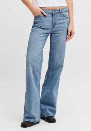 MIT PASSFORM JXROME - Flared Jeans - light blue denim