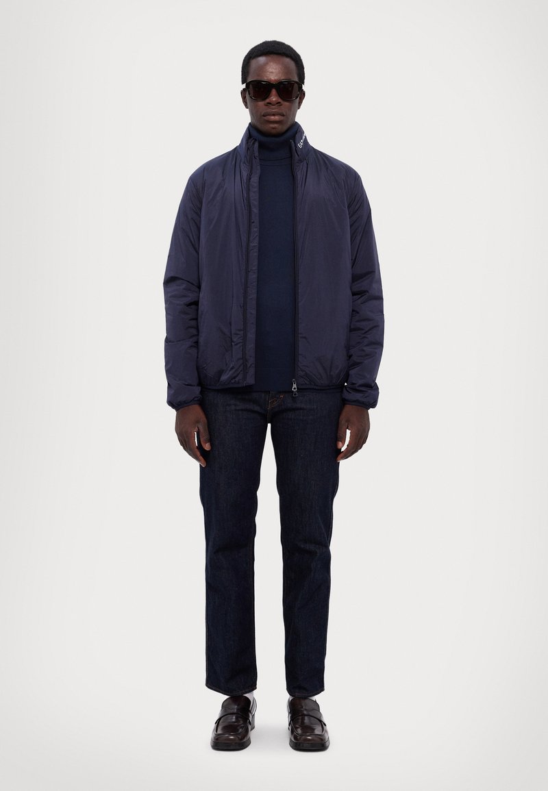 EA7 Emporio Armani GIUBBOTTO UNISEX - Viegla jaka - armani blue