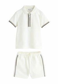 Non sélectionné, white zip neck