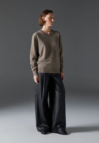 Zign Studio Vesta - taupe