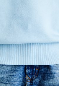 Jack & Jones PREMIUM JPRBLAHARVEY UNISEX niebieski