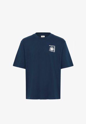 Marineblaues T-Shirt aus Baumwolle, mit kurzen Ärmeln, einem Rundhalsausschnitt und einem weißen Grafikdesign im Bereich der linken Brust.