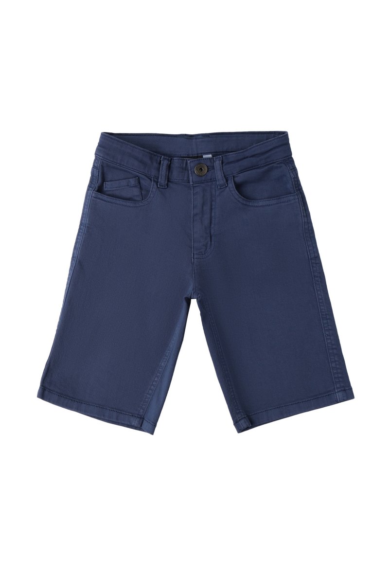 Pantalones cortos de mezclilla azul marino con cierre de botón en la parte delantera, presillas para cinturón, dos bolsillos frontales y una textura suave. Con dobladillo a la altura de la rodilla.