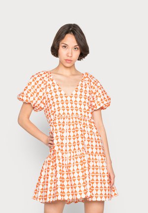 V NECK DRESS - Vestido de cóctel - orange diamond