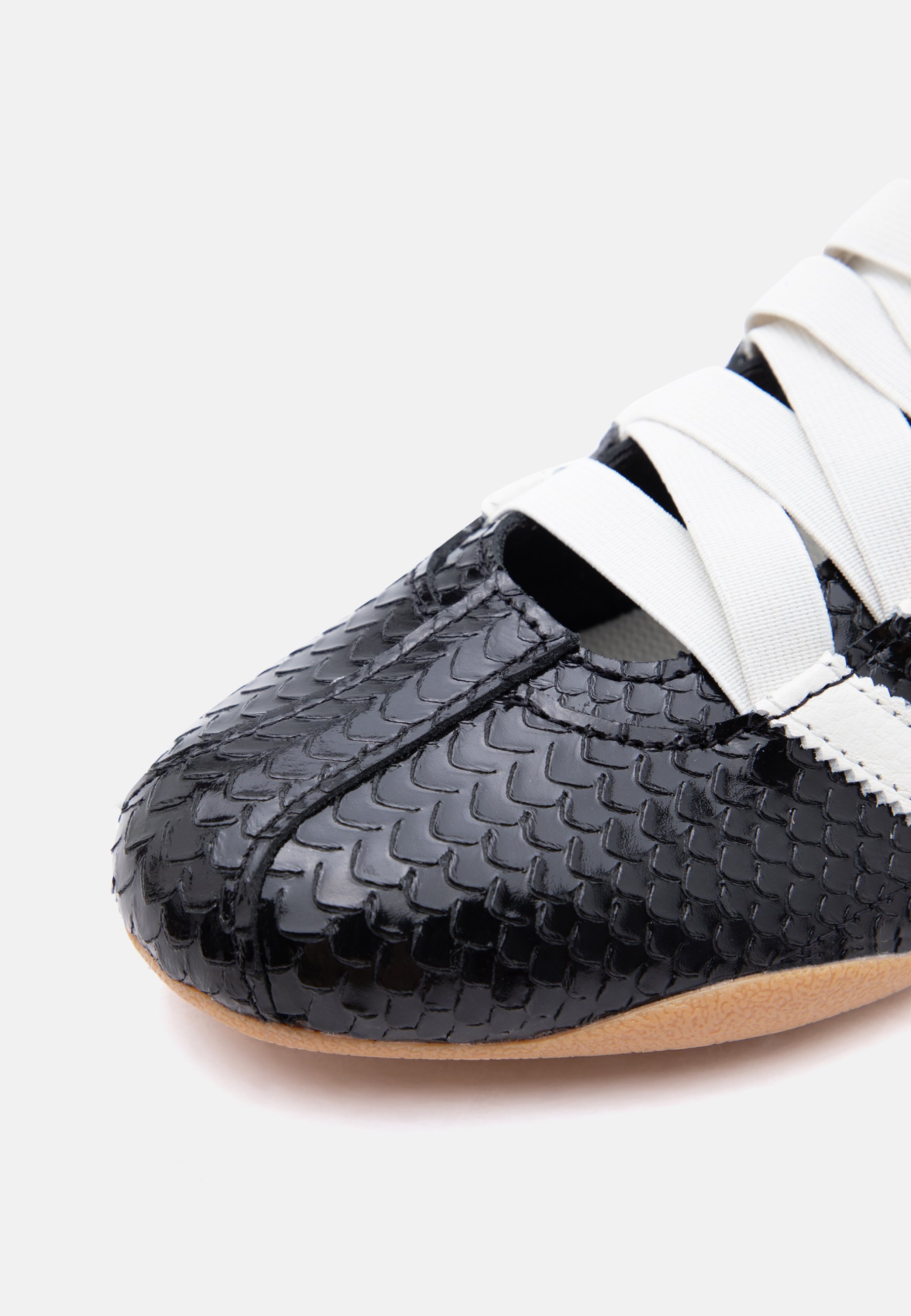 adidas Originals TOKYO MJ - Zapatillas - core black/off white