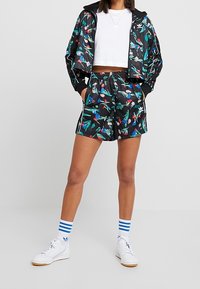 adidas Originals Šortky - black