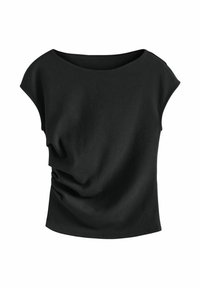 Haut noir à manches courtes avec un grand col, présentant un design drapé sur un côté et une texture lisse et douce.