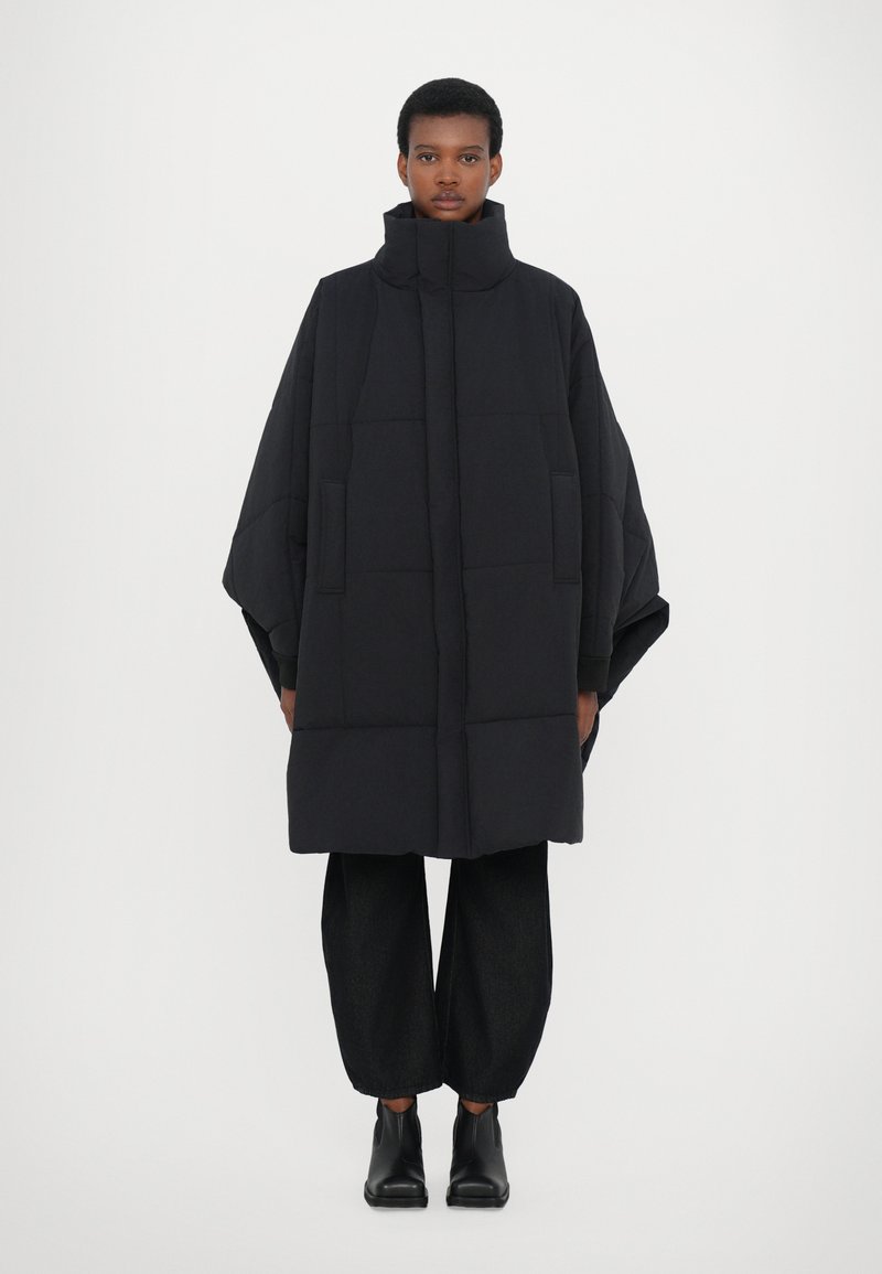 Henrik Vibskov DUVET - Ziemas mētelis - black