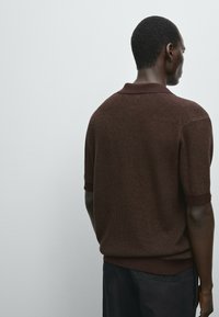Thumbnail Image 3