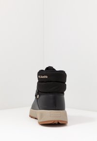 Columbia Zimní obuv - black