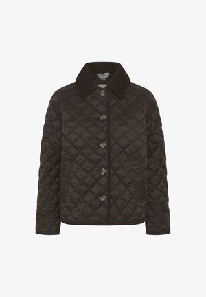 Giacca marrone trapuntata con colletto in corduroy, chiusura frontale con sei bottoni e due tasche laterali. Presenta un bordo a contrasto lungo i lati.