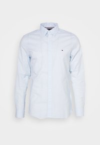 Unselected, optic white/vessel blue