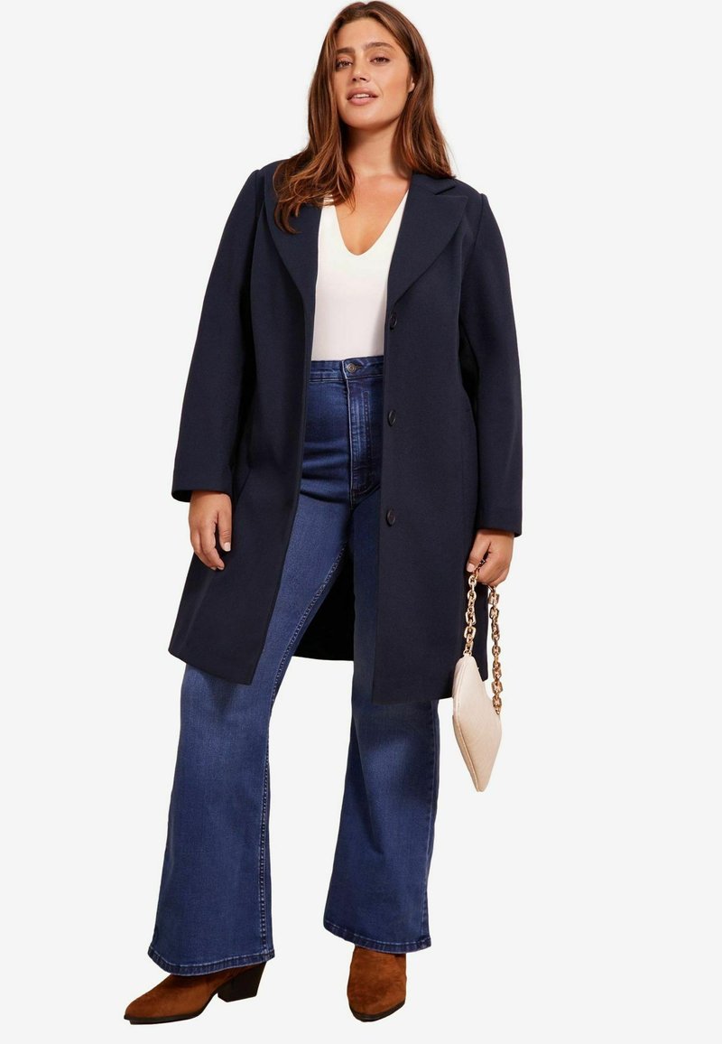 Friends Like These CURVE LONGLINE TAILORED SMART  - REGULAR FIT - Palton clasic - navy blue
