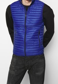 Emporio Armani Vesta - blue