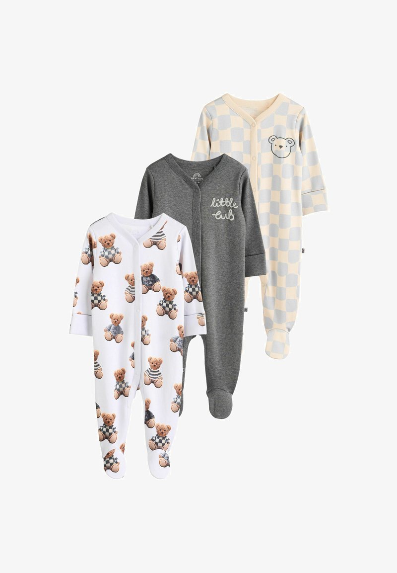 Drei Baby-Overalls: grau mit dem Text "kleiner Bär", weiß mit Teddy-Bären und ein gelbes Karomuster. Hergestellt aus weichem Stoff mit Druckknopfverschlüssen.