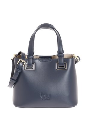Borsa a mano in pelle blu navy con due manici corti, tracolla regolabile con fibbie dorate e un logo discreto in rilievo sul davanti.