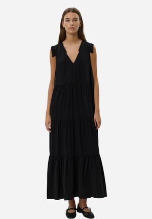 Sofie Schnoor - Długa sukienka