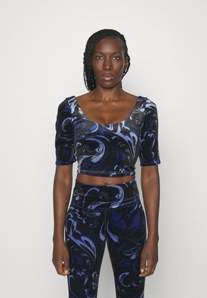 Athleta EXHILARATE CROP A-C - Μπλουζάκι με στάμπα - agate black