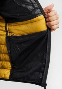 Sergio Tacchini NESSEN  - Zimní bunda - black harvest gold